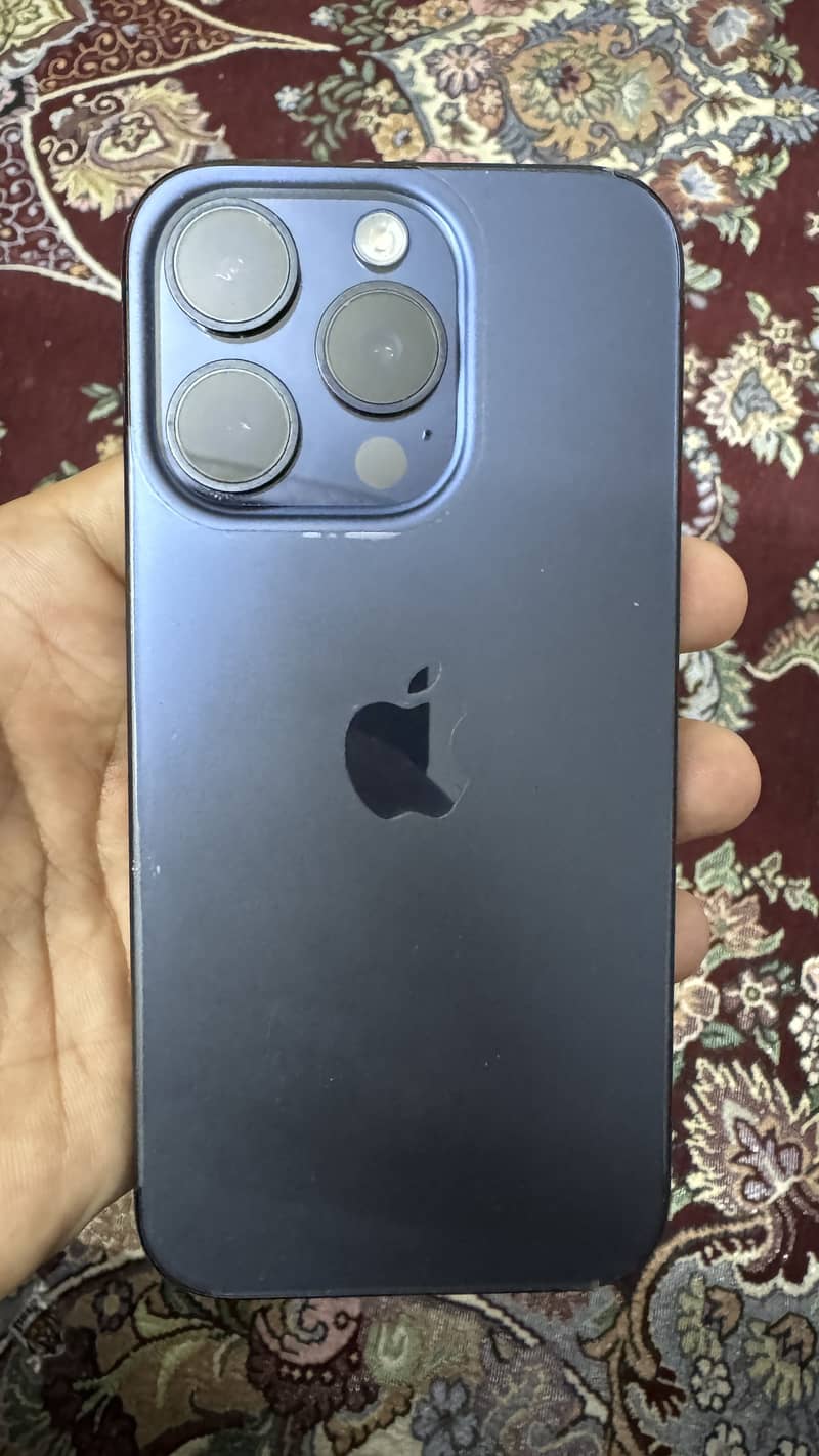 Iphone 15 pro 6
