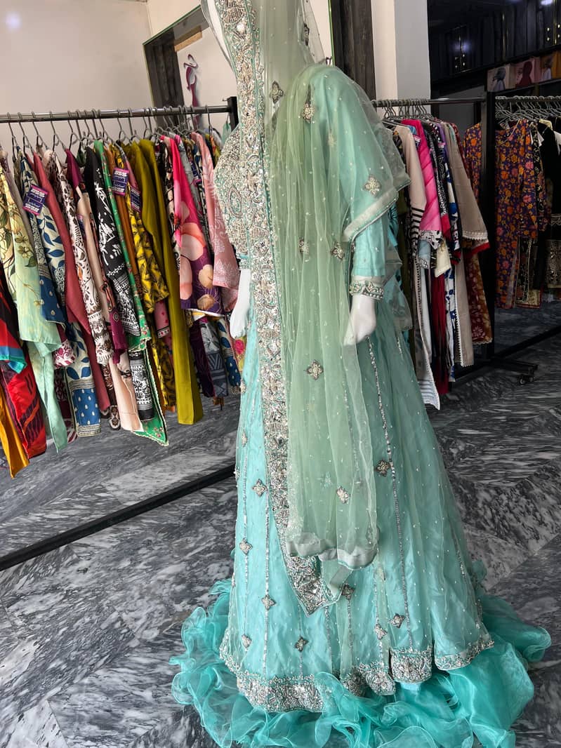 Lehnga 6