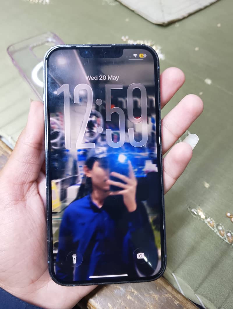 iPhone 13 Pro 1