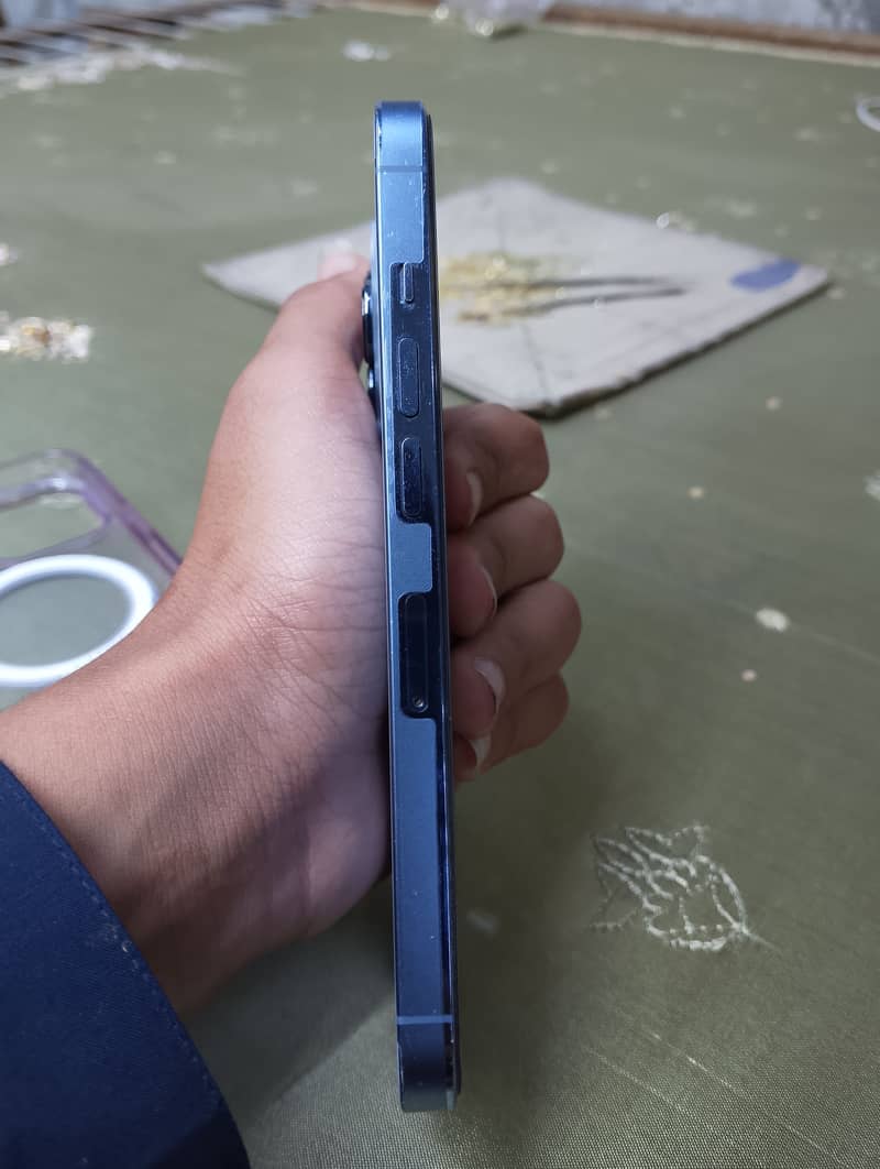 iPhone 13 Pro 3