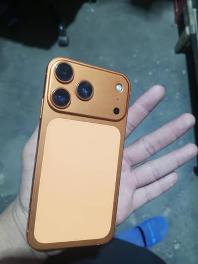 iPhone XR Convert 17 pro max