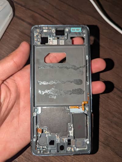 Samsung s21/one plus 8