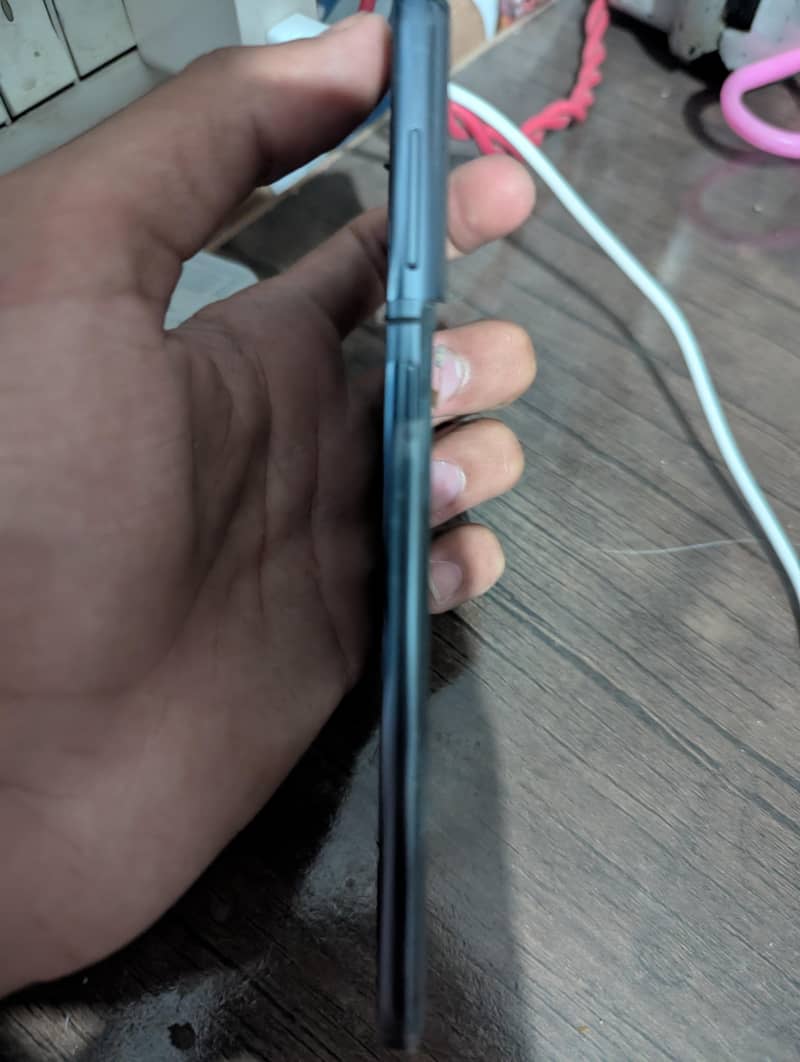 Samsung s21/one plus 8 4