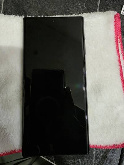 Samsung Galaxy S22 Ultra 10/10 Condition