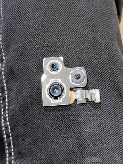 14 pro camera geniun