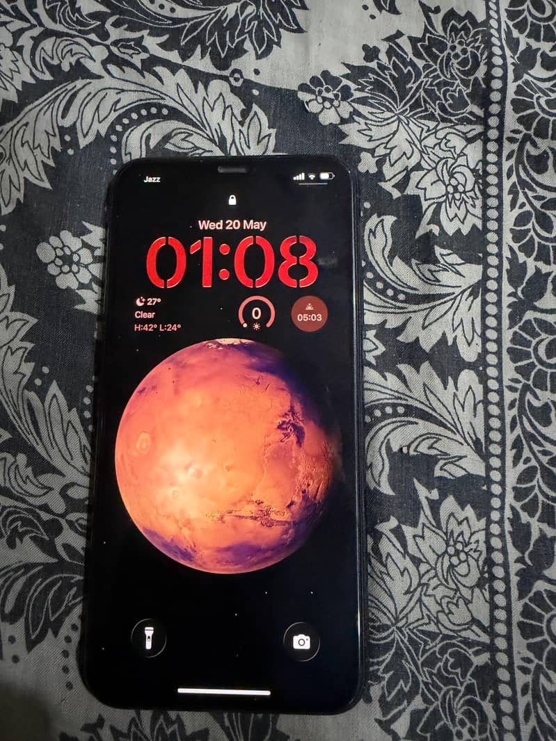 iphone 11 pro Max 1