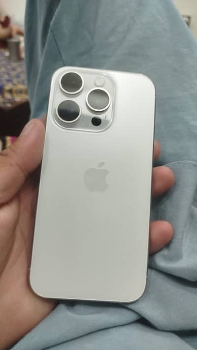 I phone 15 pro with box 128 88 health 10/10