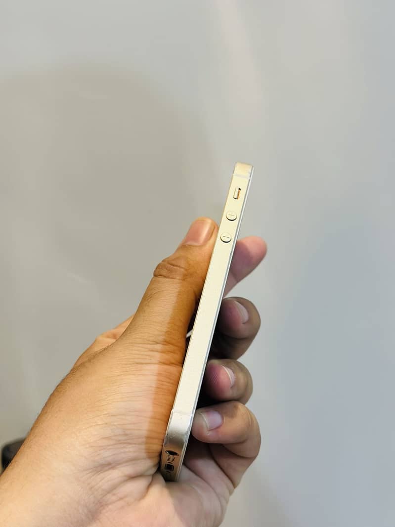 iPhone 5 se 3