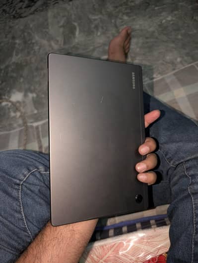 Samsung A8