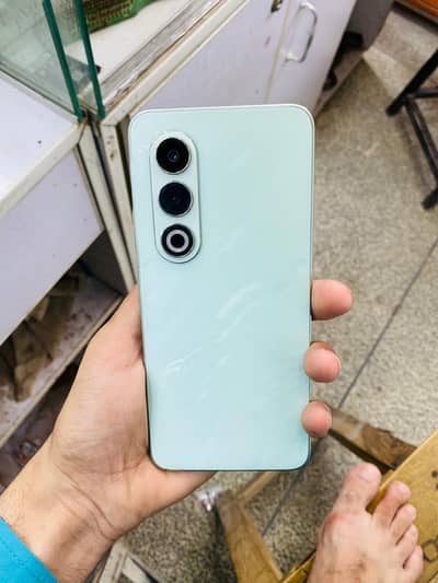 Itel S25 6+6/128 fingerprint in display