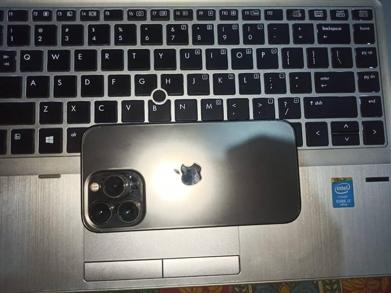 iphone 13pro 2