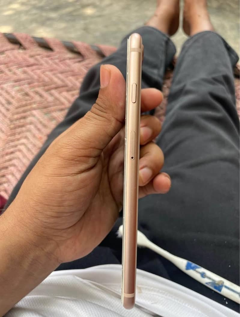iphone 8 plus 4