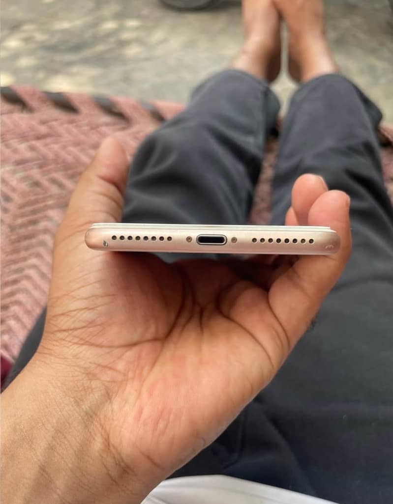 iphone 8 plus 5