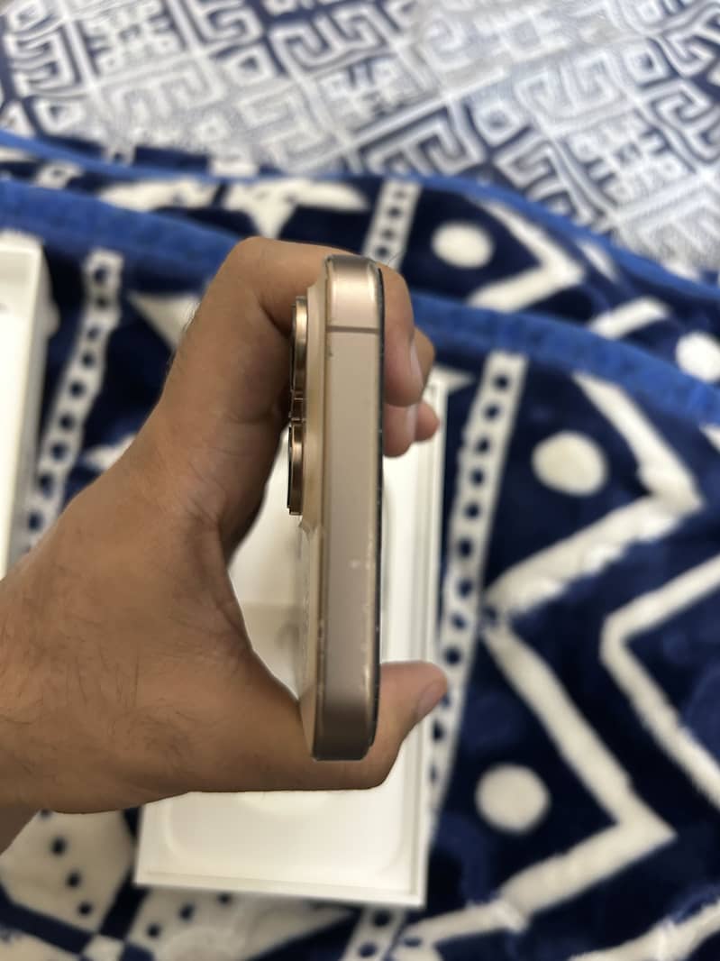 Iphone 16 Pro Max 3