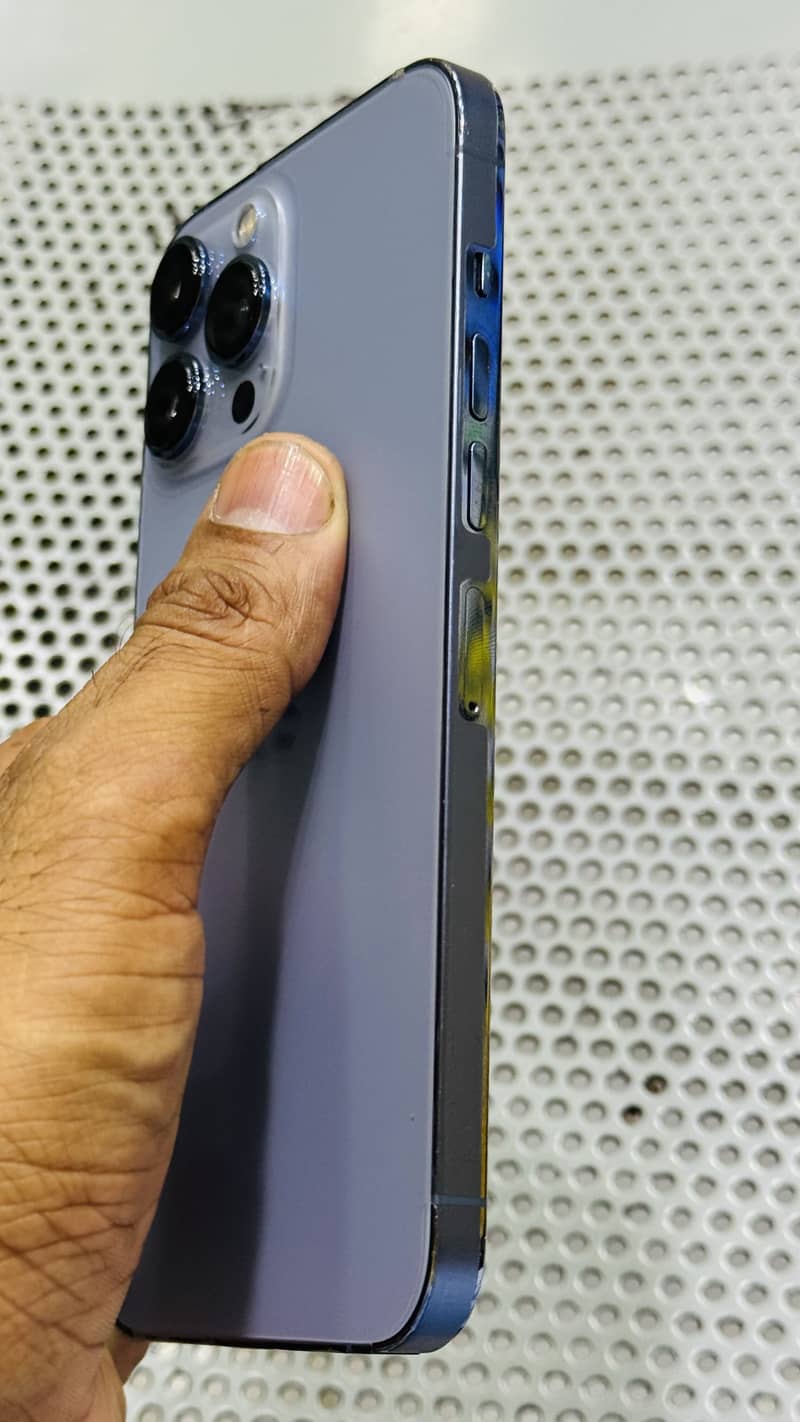 iphone 13 Pro Max 5