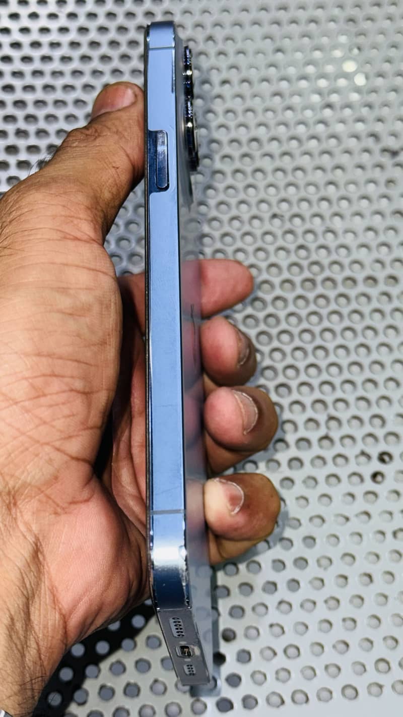 iphone 13 Pro Max 6