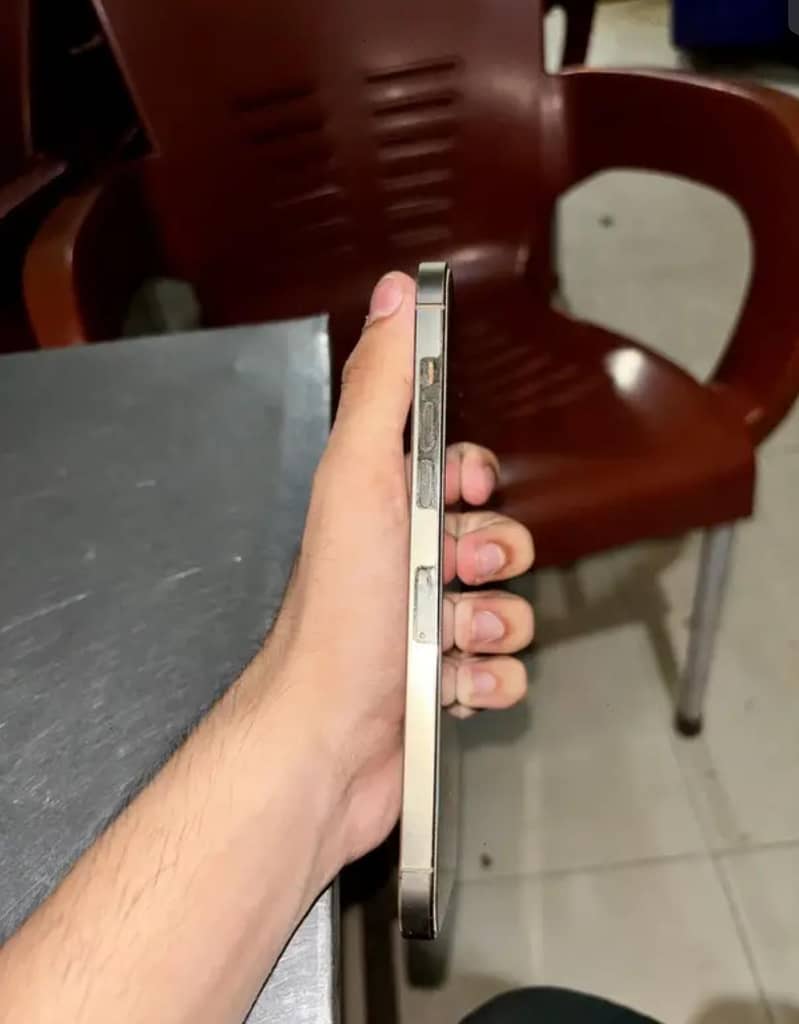 Iphone 12 pro Max FU E-Sim Working 3