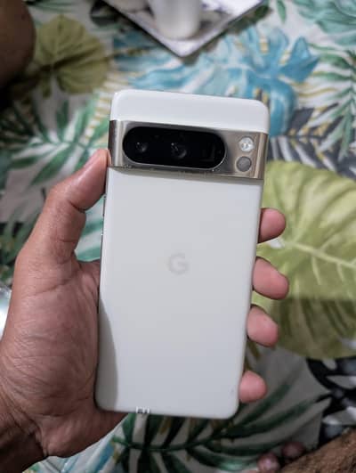 Google Pixel 8 Pro