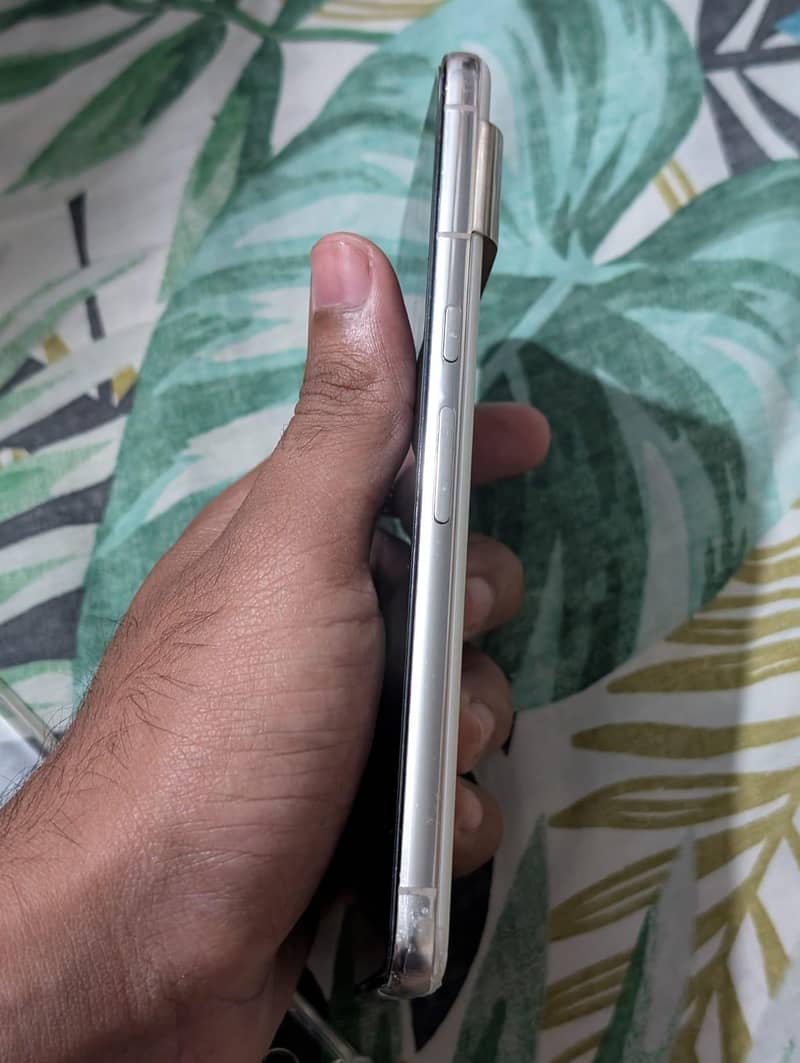Google Pixel 8 Pro 3