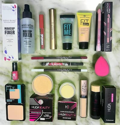 ​Ladies Ultimate 16 in 1 Full Makeup Kit Box