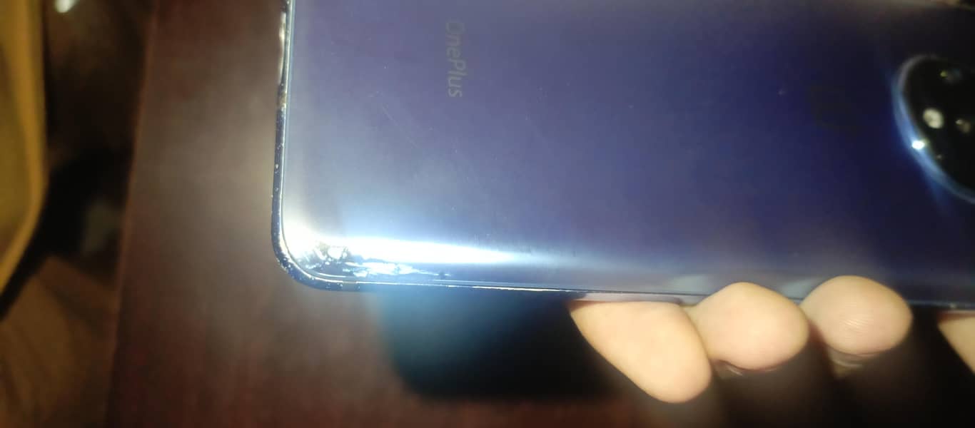ONE PLUS 7T 4