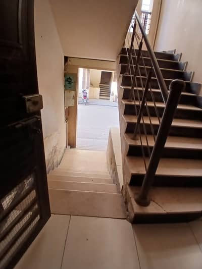 3 BED DD FLAT AVAILABLE FOR RENT