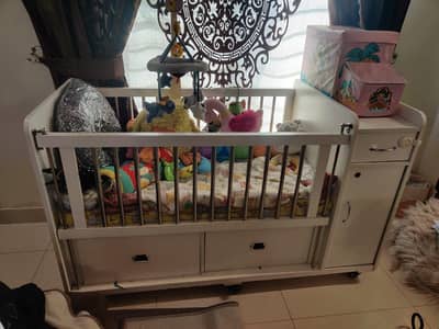 kids bed almost new