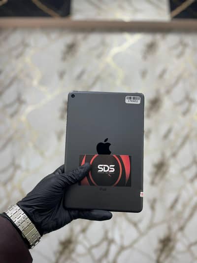 Apple iPad Mini 5 | 7.9" Inches | 64GB Memory