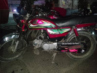 Honda CD70 2022