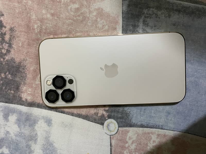 Iphone 12 pro max 5