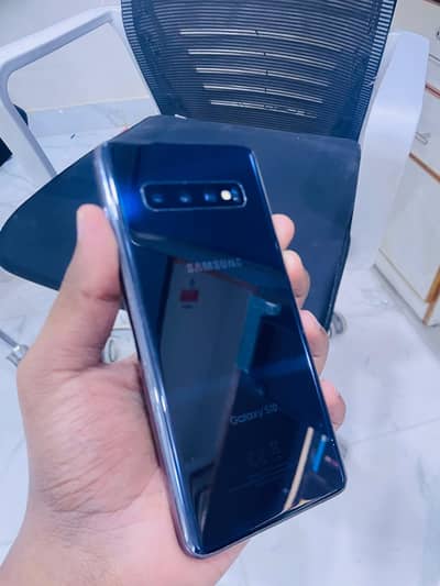Samsung S10