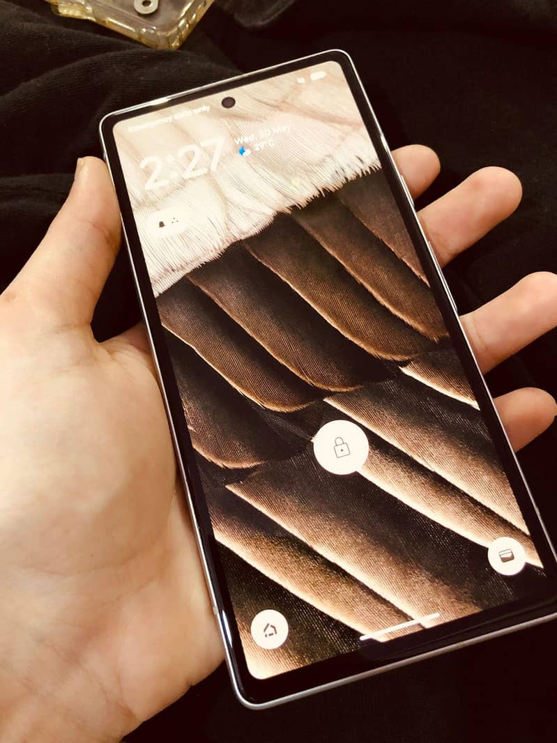 Google pixel 7a mint condition 0
