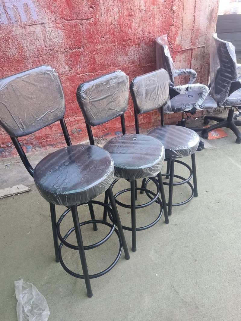 stool type chair 1