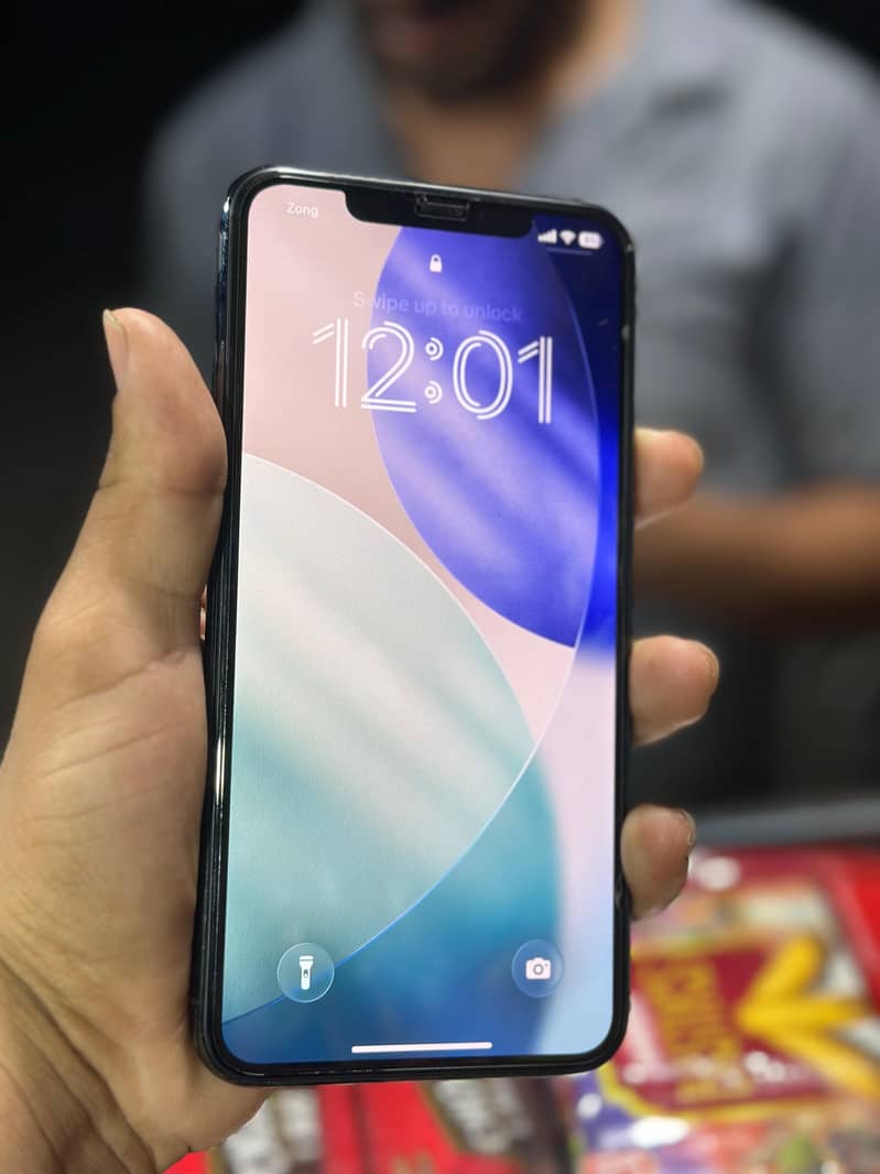 iPhone 11 Pro Max 2