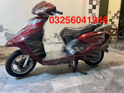 united 2021 petrol used self start automatic scoty