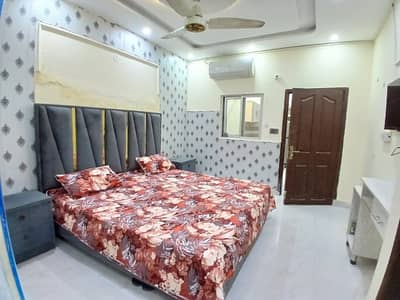 FURNISHED FLATE FOR RENT BACHELOR FAMILIES FOR RENT IN JOHAR TOWN LAHORE