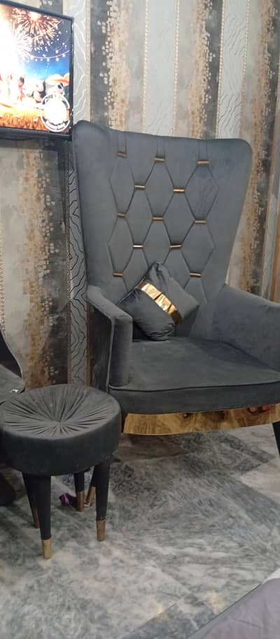 coffee chair pillow mini table