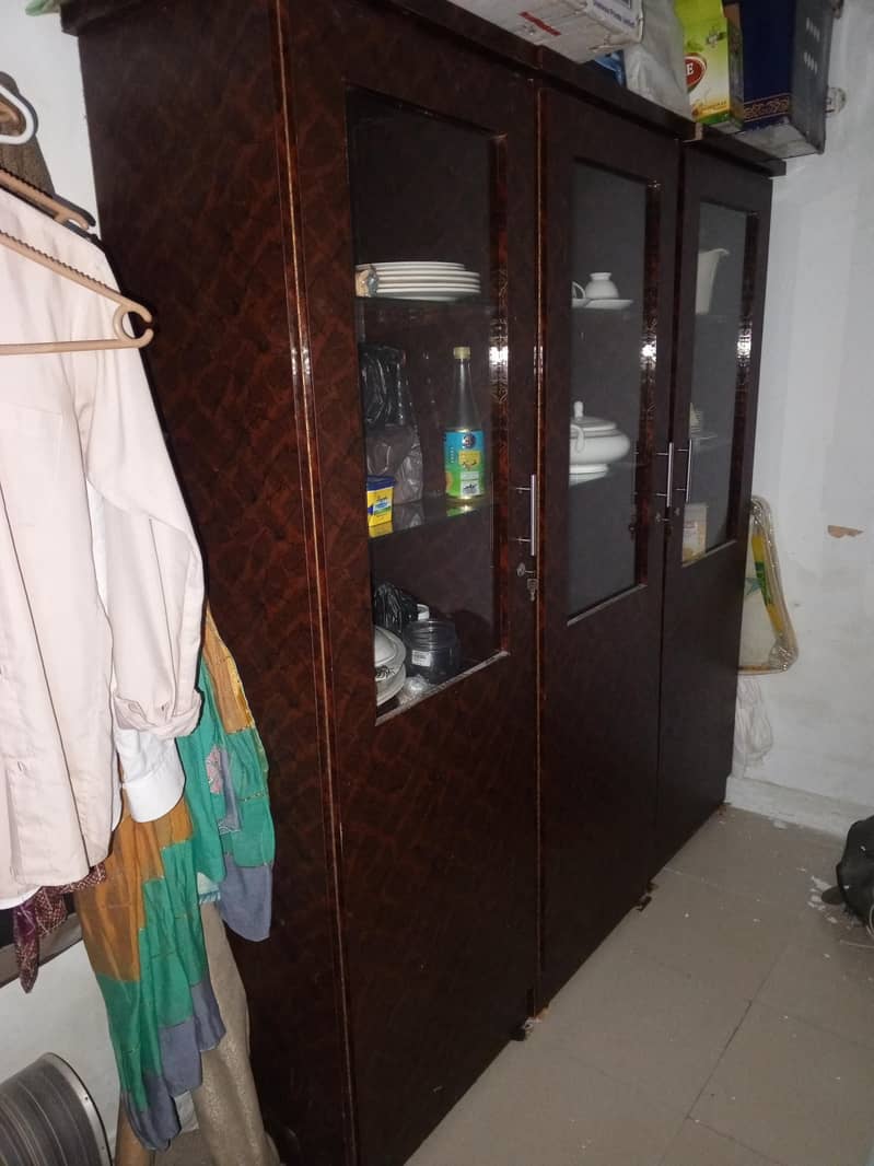 divider / Wardrobe 0