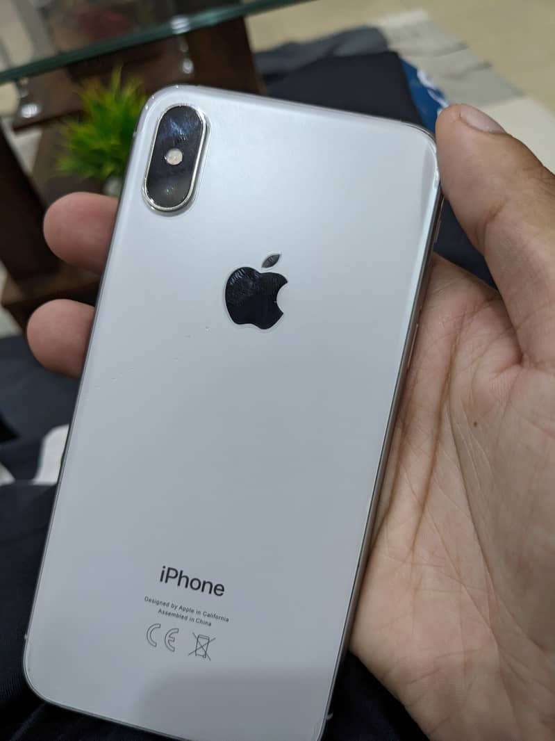 Apple iPhone X 1