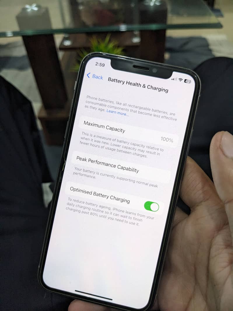 Apple iPhone X 4