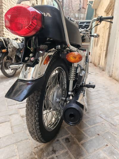 CG 125