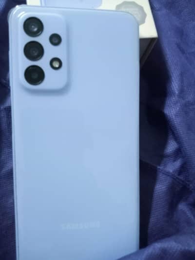 selling Samsung a23 brand new 6/128