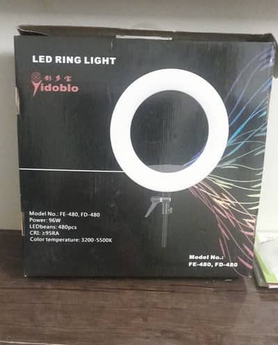 RING LIGHT WITH STAND