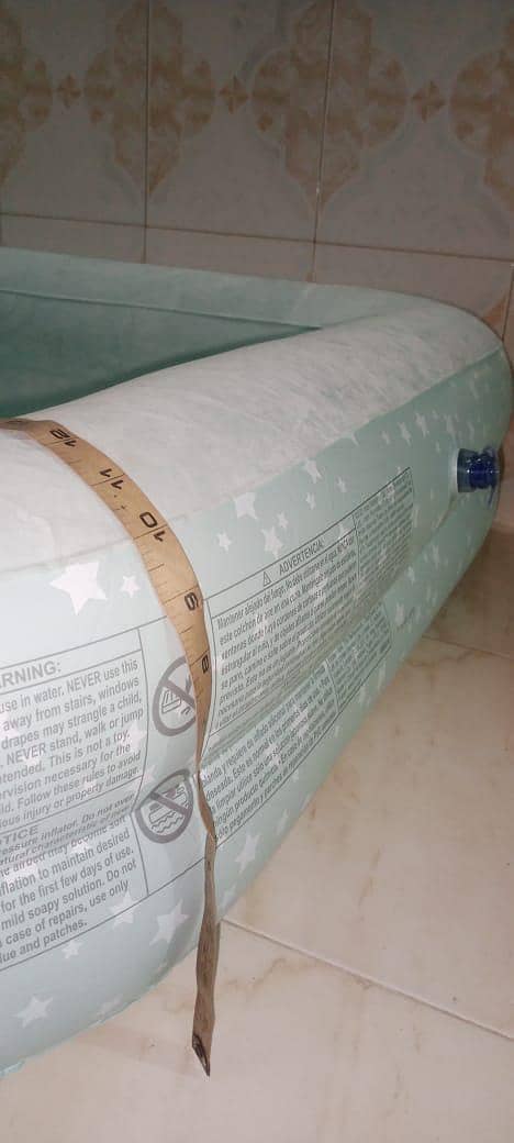 bed set and pool 4