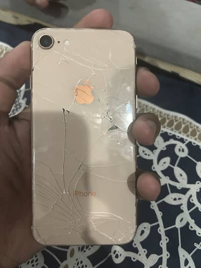 Iphone 8 64 GB jv back crack 83 health