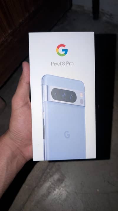 Google Pixel 8 pro with Box