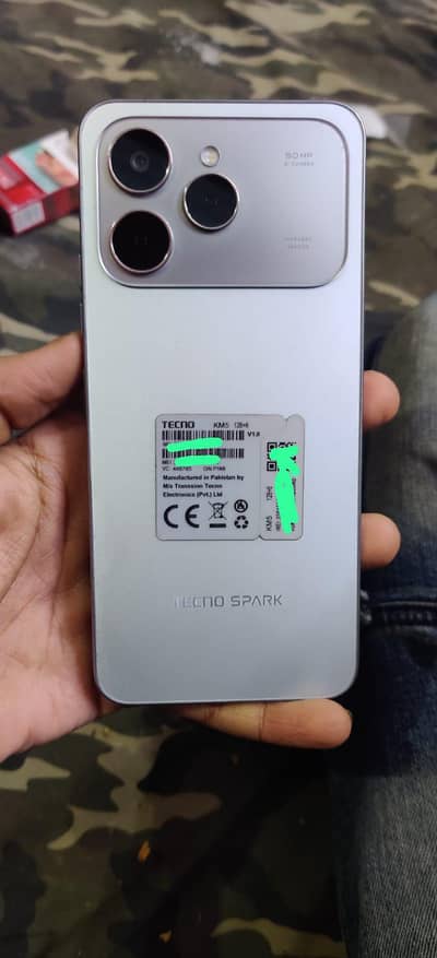 Tecno sprak 40 6 128