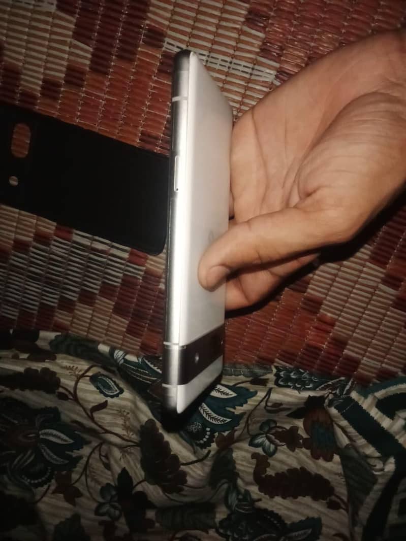 google pixel 7a 5