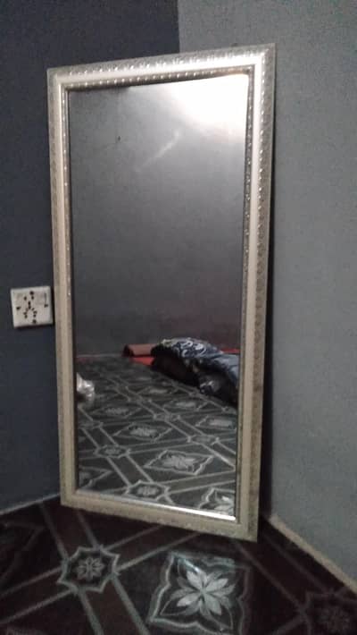 mirror new condition