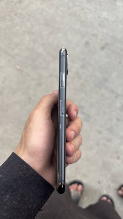 iPhone XS Max NON PTA JV FOR SELL 64 gb FULL NEW 2 month sim working